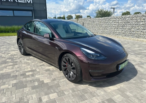 Tesla Model 3 cena 200000 przebieg: 17600, rok produkcji 2022 z Gliwice małe 277